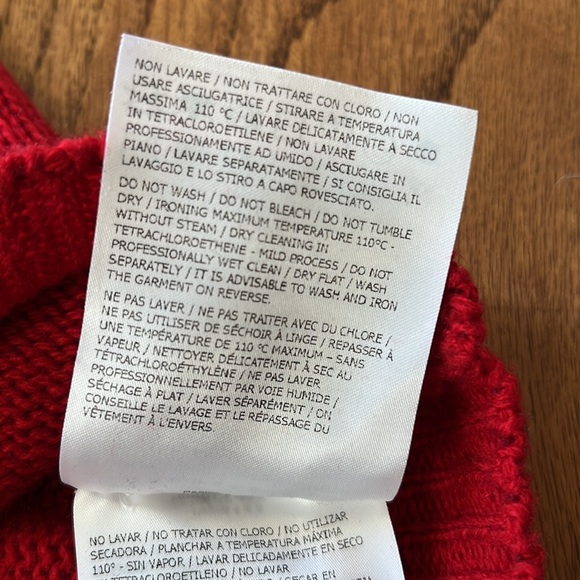 Moncler red cashmere sweater - Picture 8 of 14